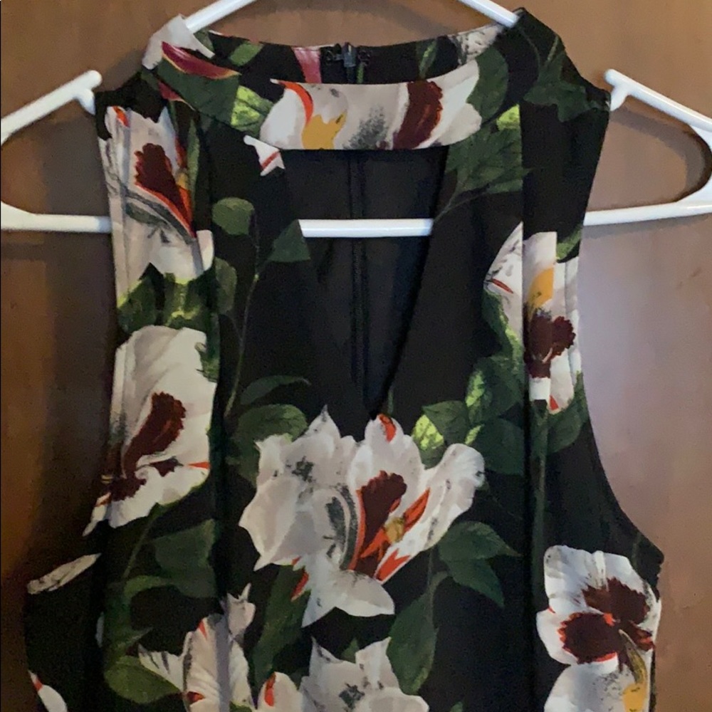 Jumper - Picture 6 of 6